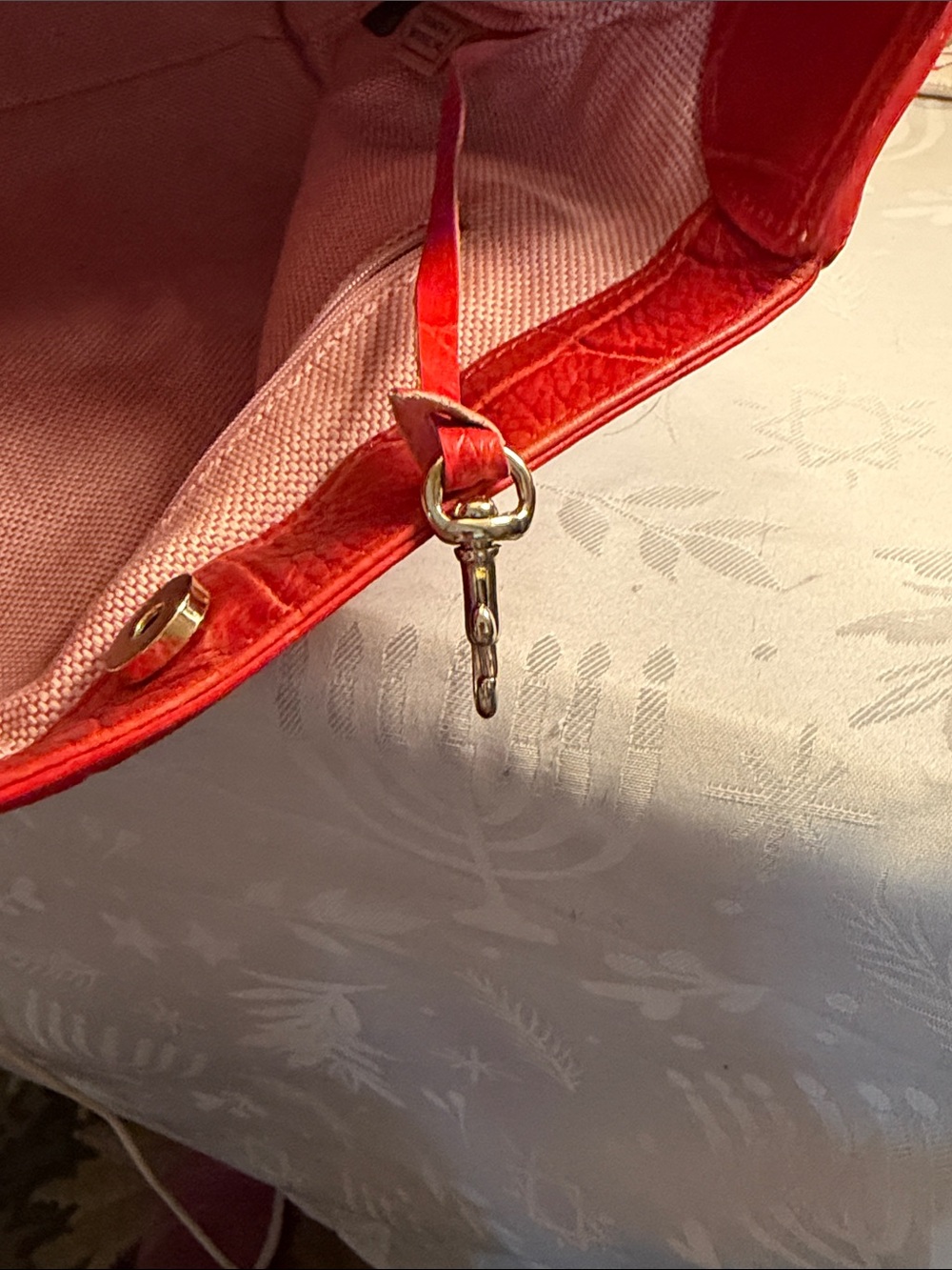 Dooney & Bourke Red Croc-Embossed Leather Shoulder Bag with Gold Hardware - Picture 12 of 14